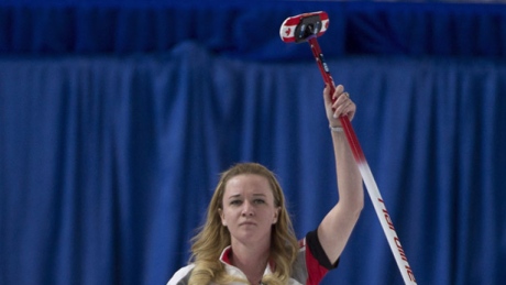 Chelsea Carey stays perfect at curling worlds