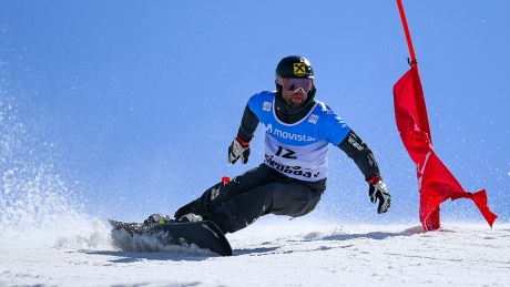 Watch World Cup parallel giant slalom snowboarding