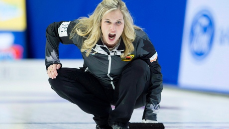 Jennifer Jones recruits Shannon Birchard to play national curling championship