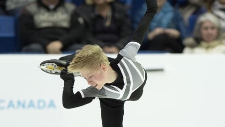 Watch the 2019 World Junior Figure Skating Championships